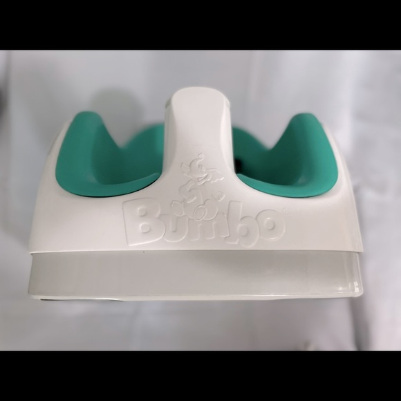 ‼️SOLD ON FBM‼️ Bumbo seat with tray - Picture 3 of 5